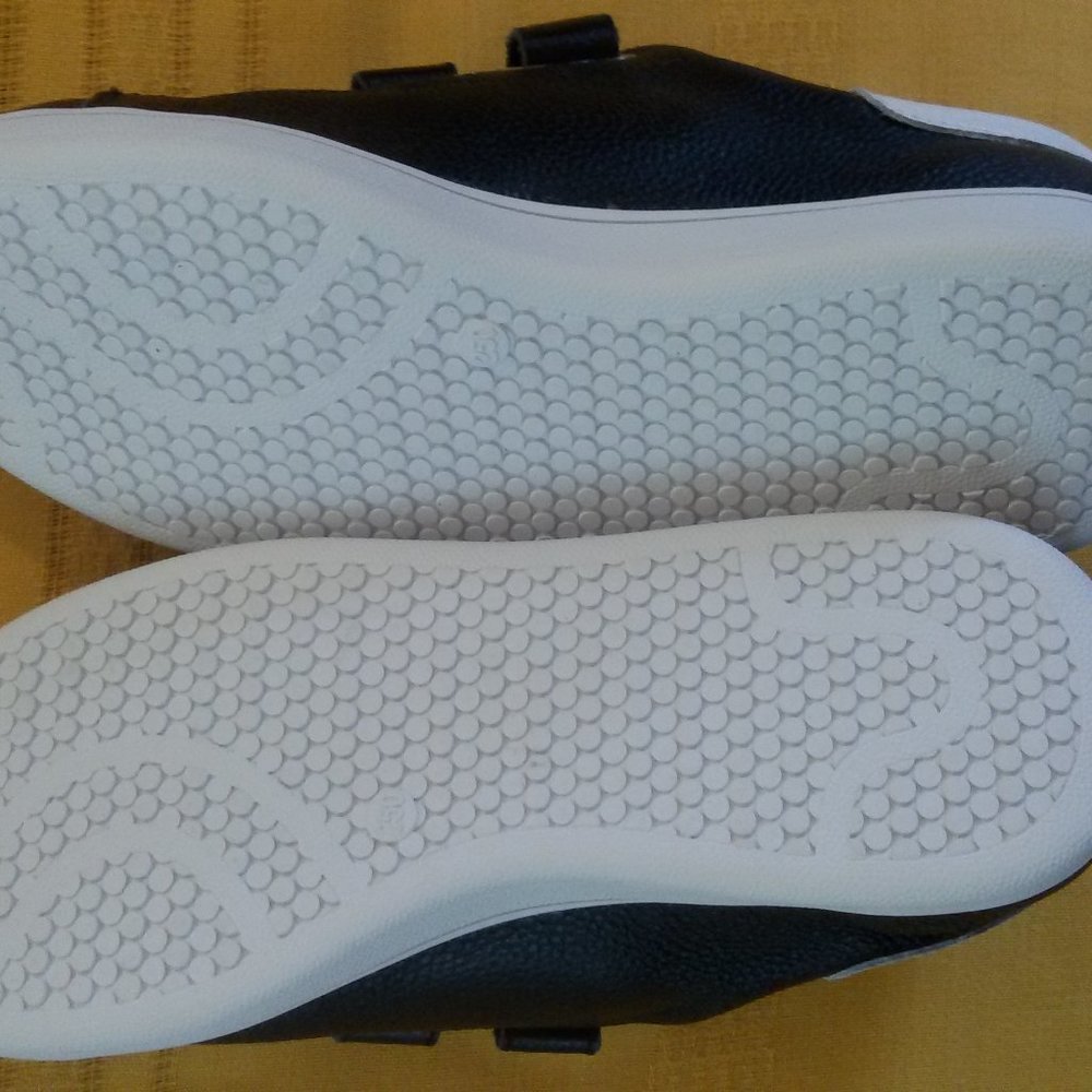 Black White Sneakers Sz 40 Eur (fits more like 39) NEW! - Picture 5 of 8